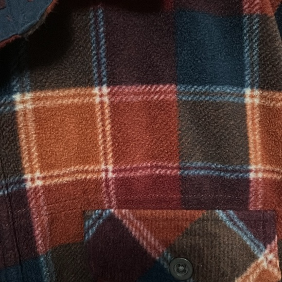 Men’s fleece button up flannel - Picture 2 of 4